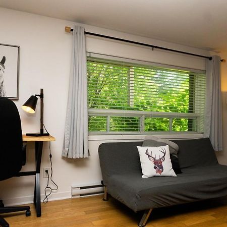 Condo Hotel Au Pied Du Mont Orford Экстерьер фото
